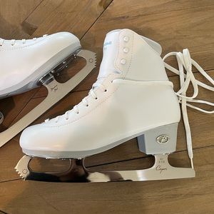 Riedell Skates